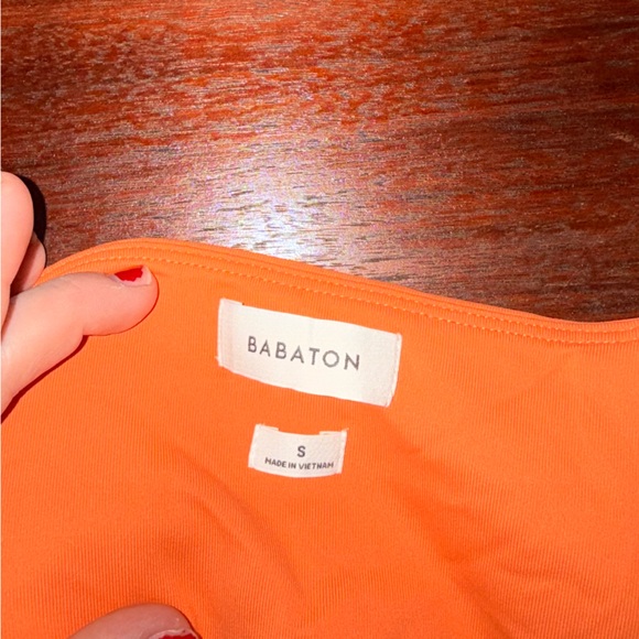 Aritzia Babaton Contour Long Sleeve Bodysuit - Picture 4 of 4